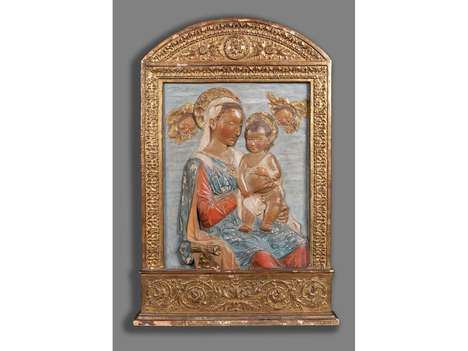 Detailabbildung: Große Ädikula mit Relief – Madonna mit Kind