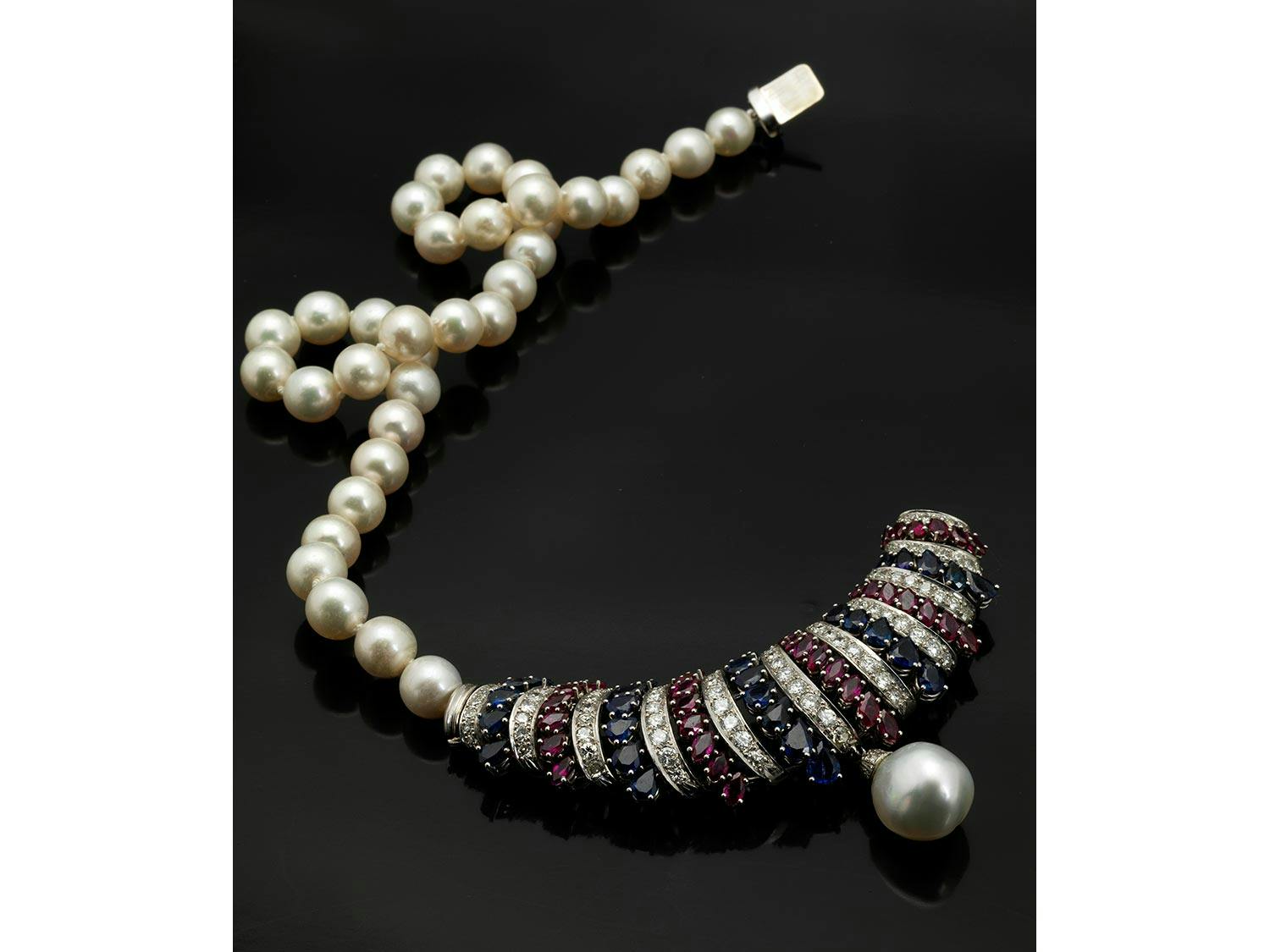 Detailabbildung: Perl-Brillant-Saphir-Rubincollier von Heiden