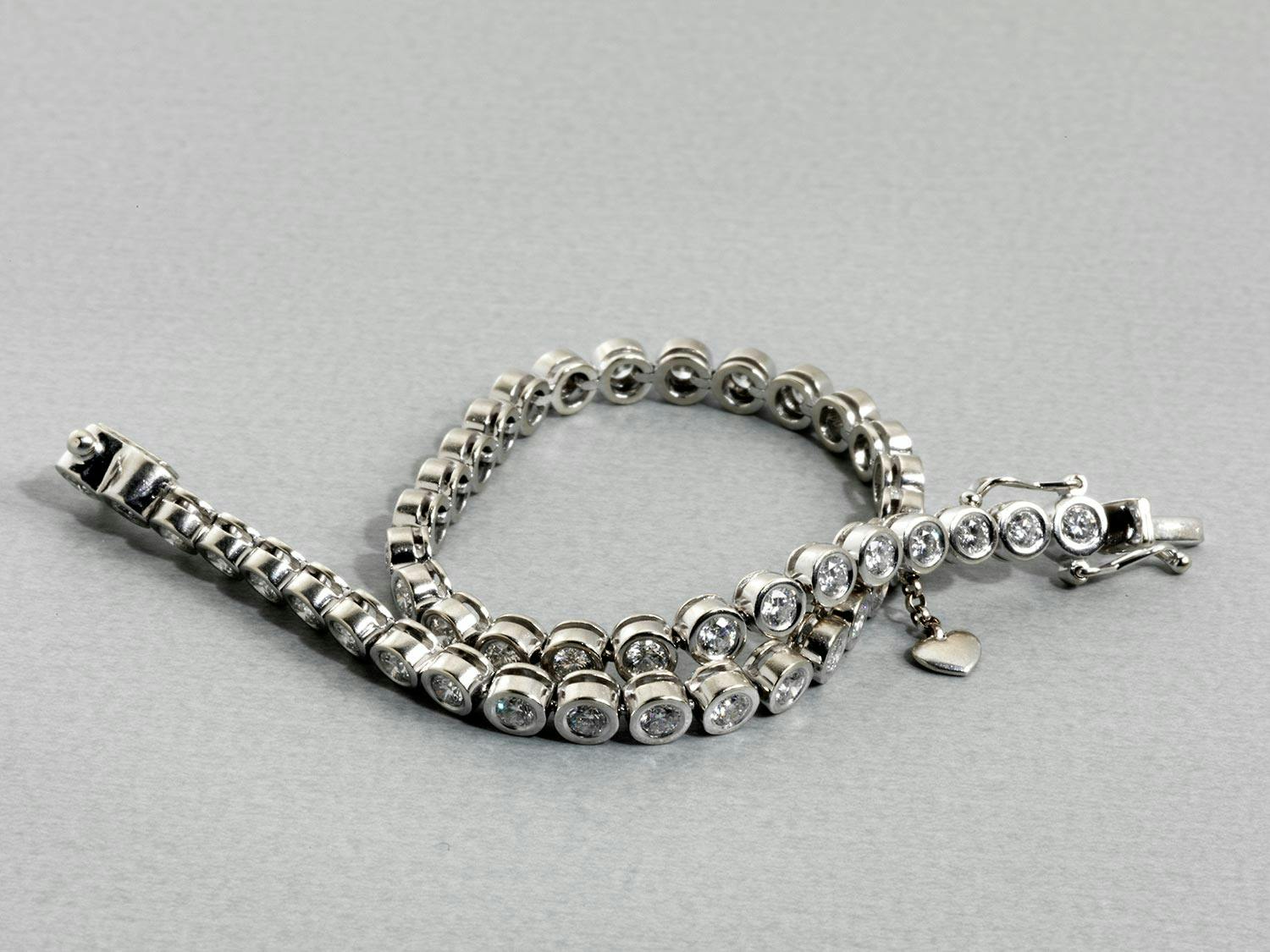 Detailabbildung: Rivière-Weißgold-Brillantarmband von Wempe by Kim